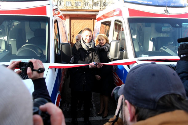 Nowych osiem karetek zasiliło flotę ambulansów Wojewódzkiej Stacji Pogotowia Ratunkowego w Szczecinie. 
