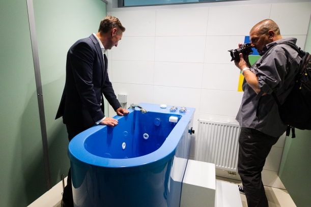 Do dyspozycji pacjentów oddany został sprzęt do zabiegów wodnych.